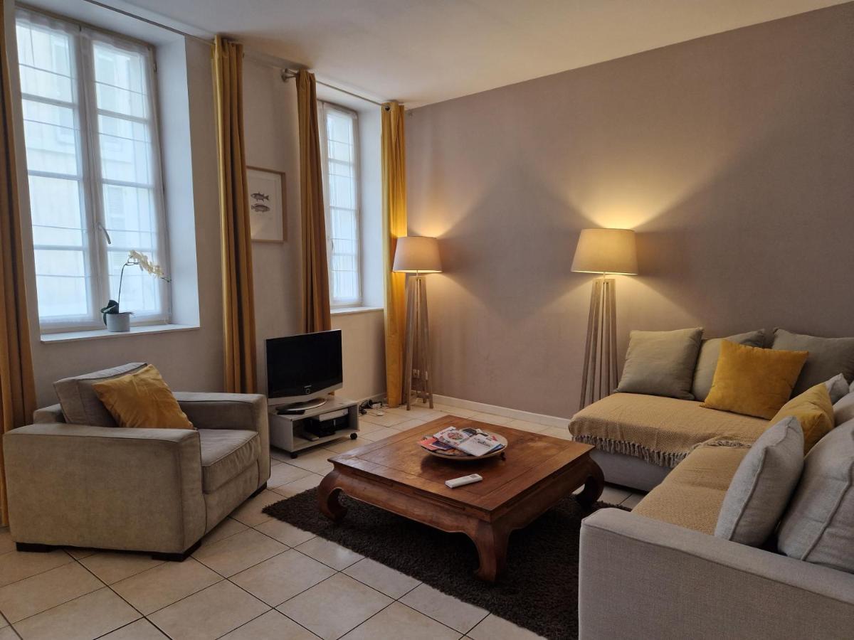 2 Pieces Dans Le Centre Avec Petite Terrasse 3*** Appartement Marseilles Buitenkant foto